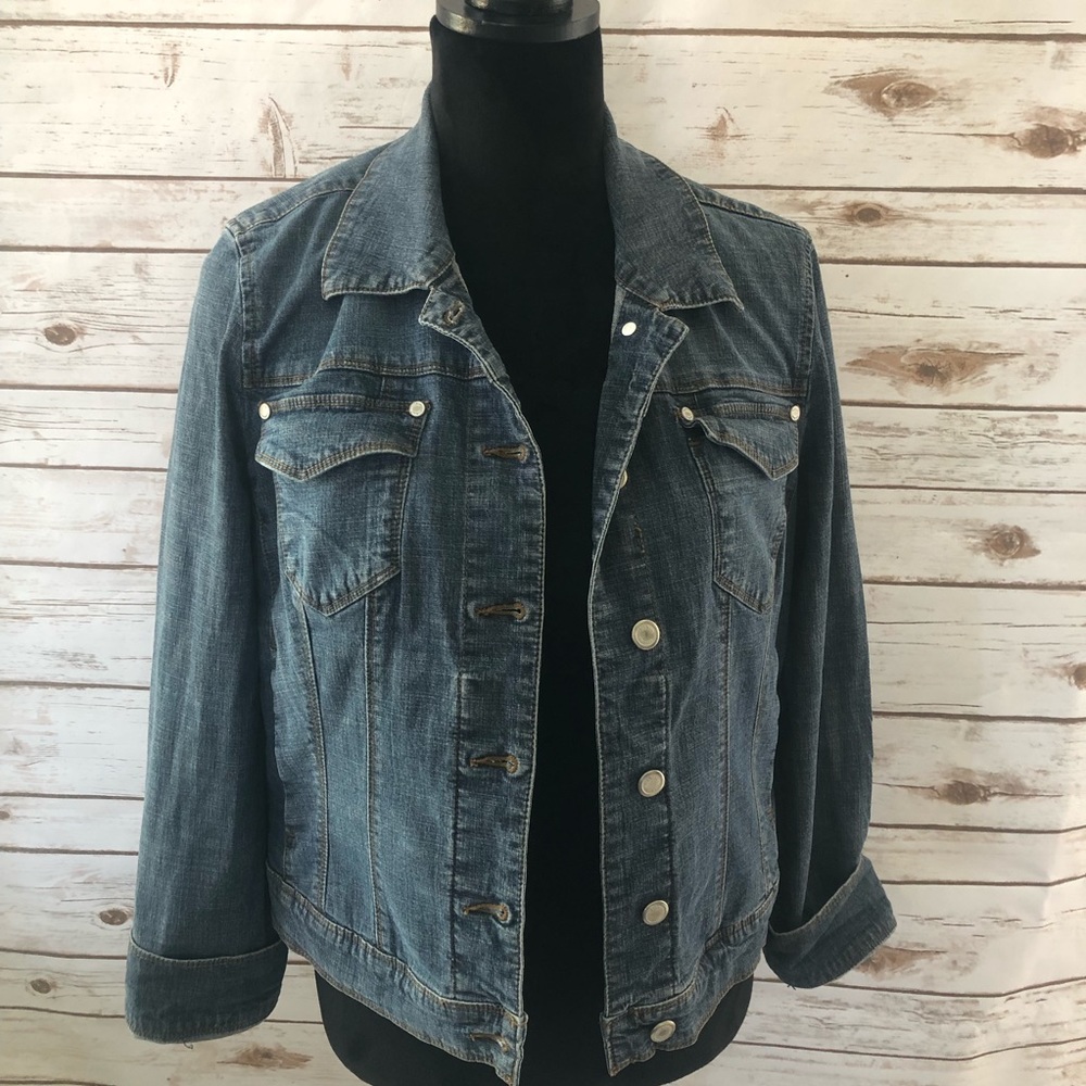 Stretchy jean jacket
